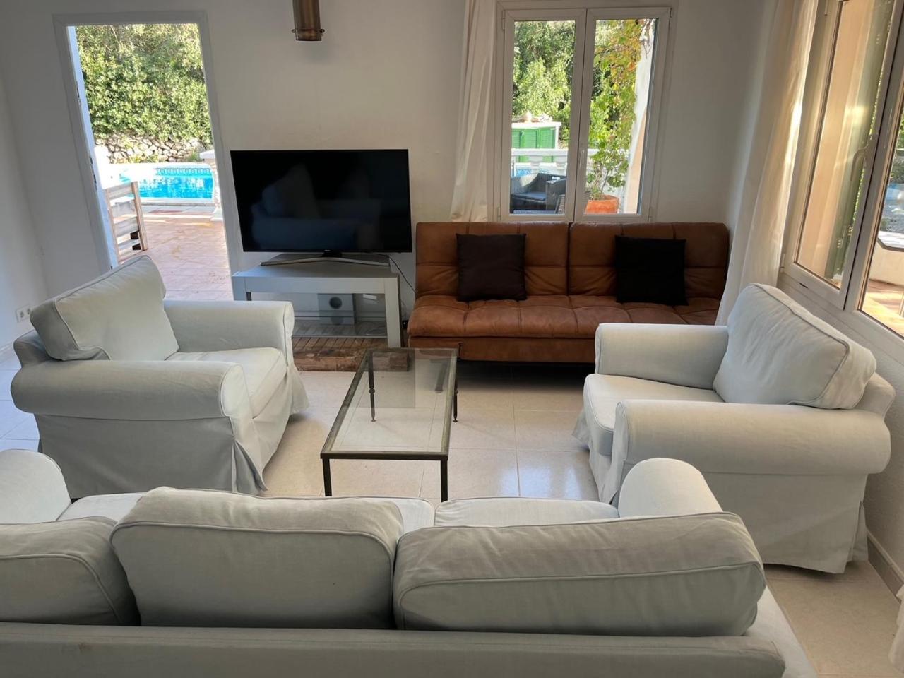 Villa Cecylia Es Canutells Bagian luar foto