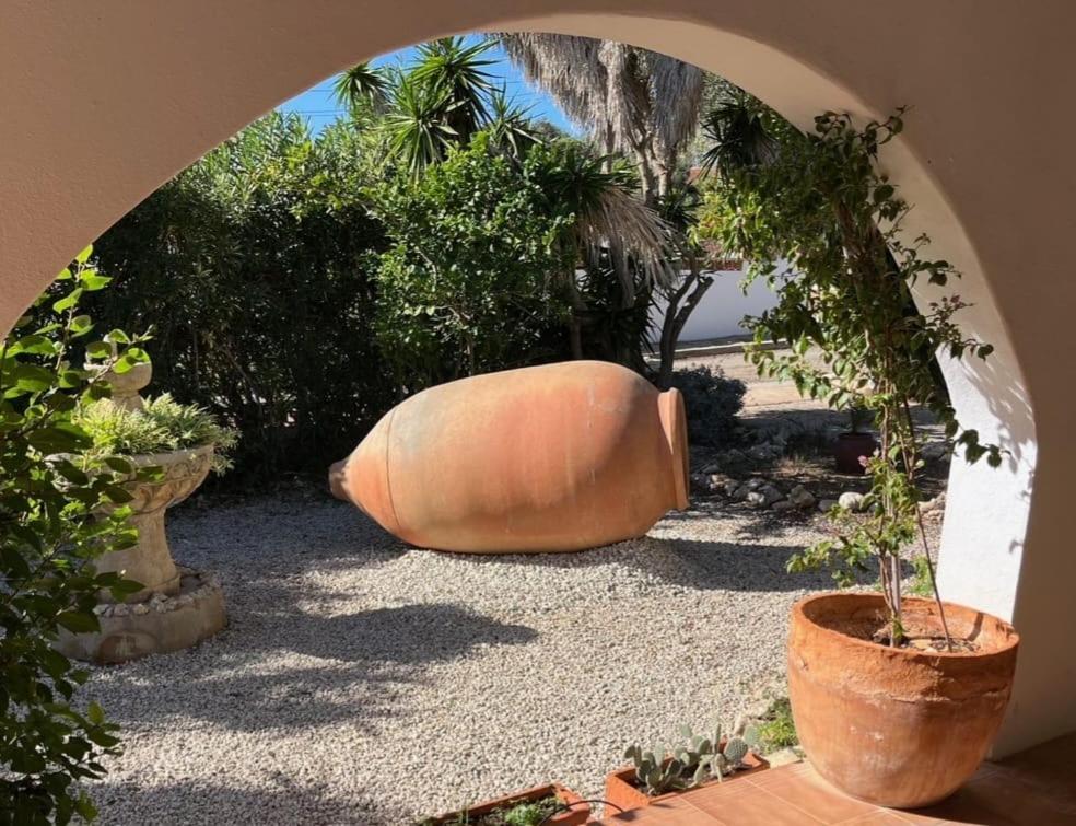 Villa Cecylia Es Canutells Bagian luar foto